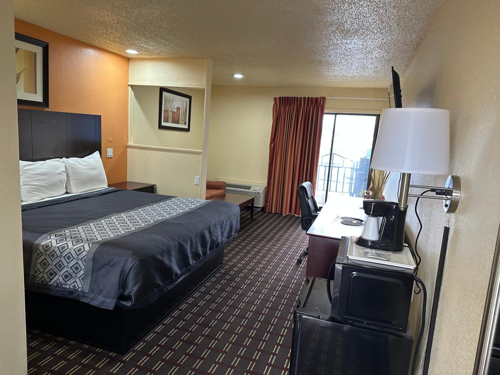 Executive Inn & Suites Prescott Екстер'єр фото