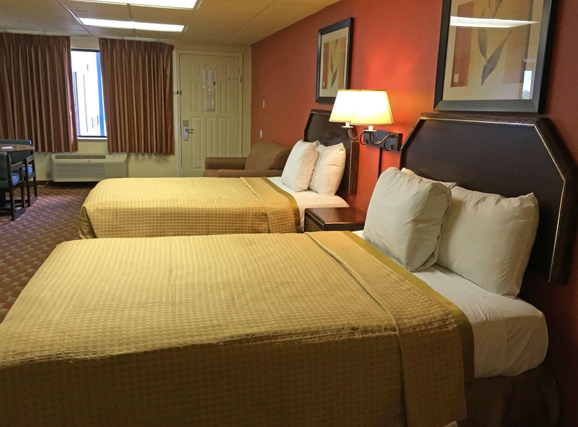 Executive Inn & Suites Prescott Екстер'єр фото