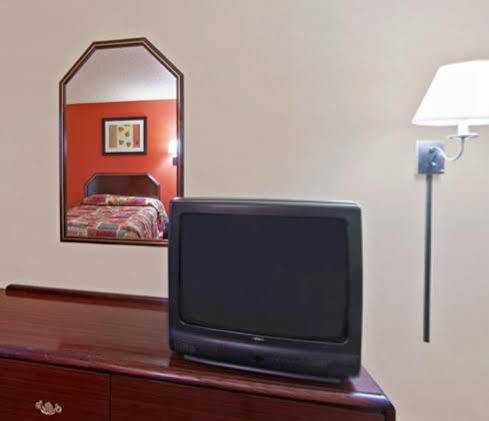 Executive Inn & Suites Prescott Екстер'єр фото